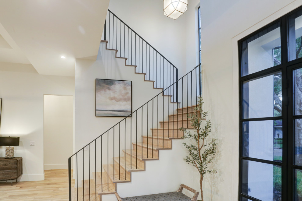 Design ideas for a classic staircase in Houston.