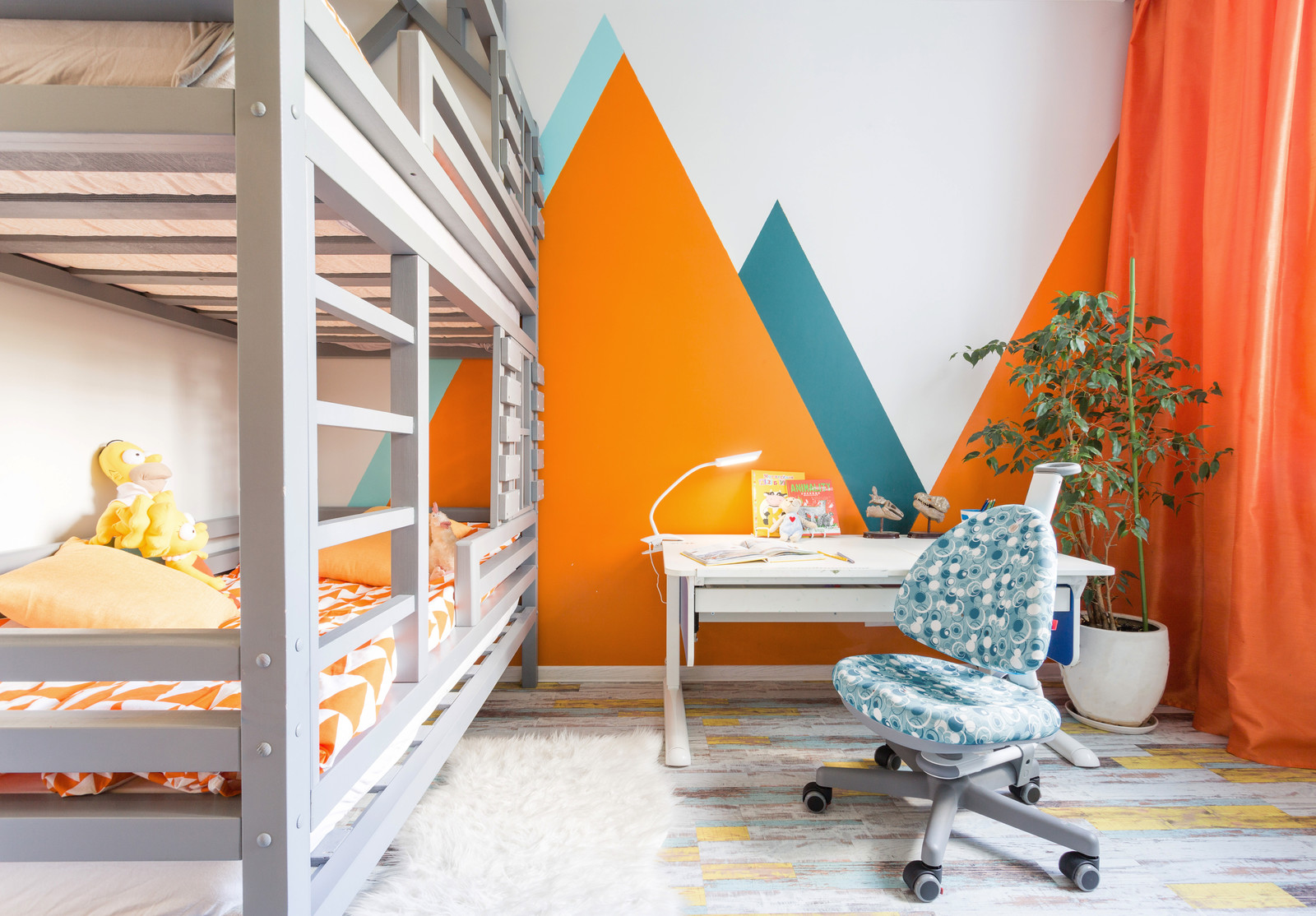 Яркая квартира