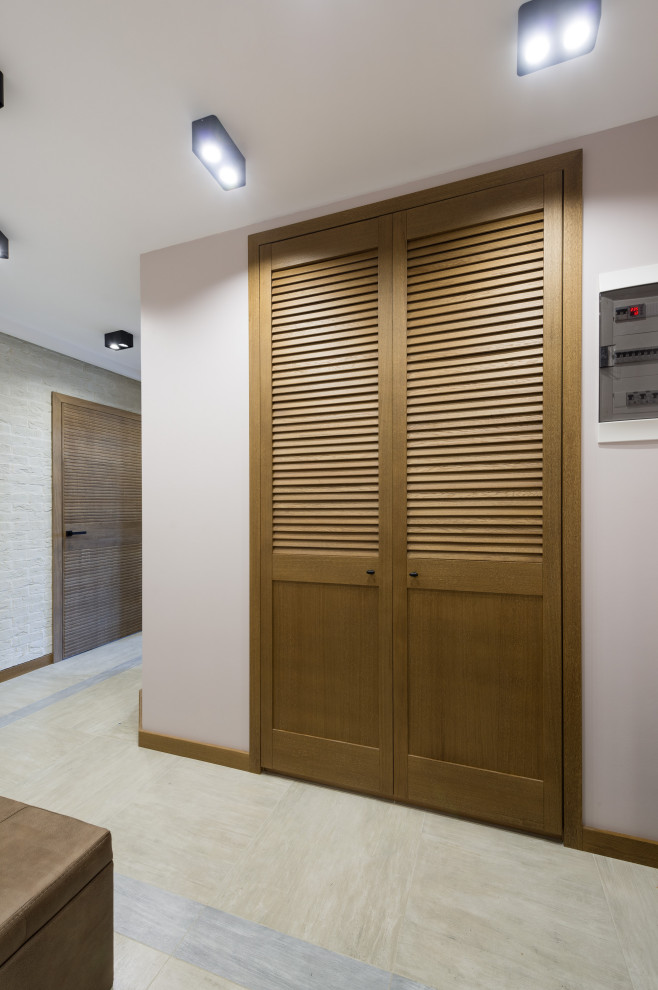 Шкафы и тумбы