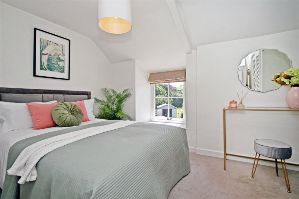 Peters Terrace - Staged to Sell
