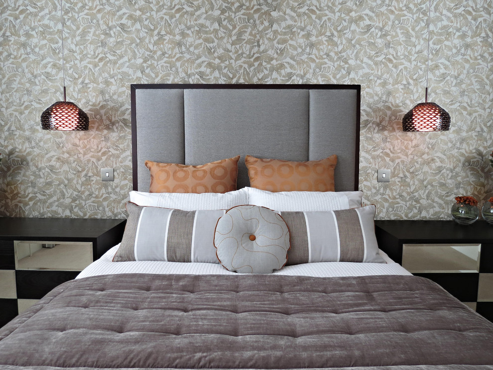 Contemporary Bedroom