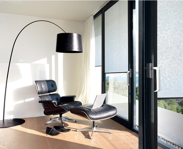 ROLLER BLINDS 