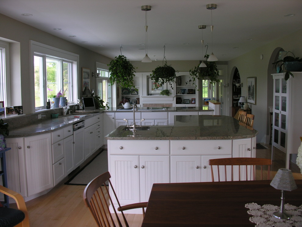 Gray and White Kitchen - Traditional - Kitchen - Portland ...