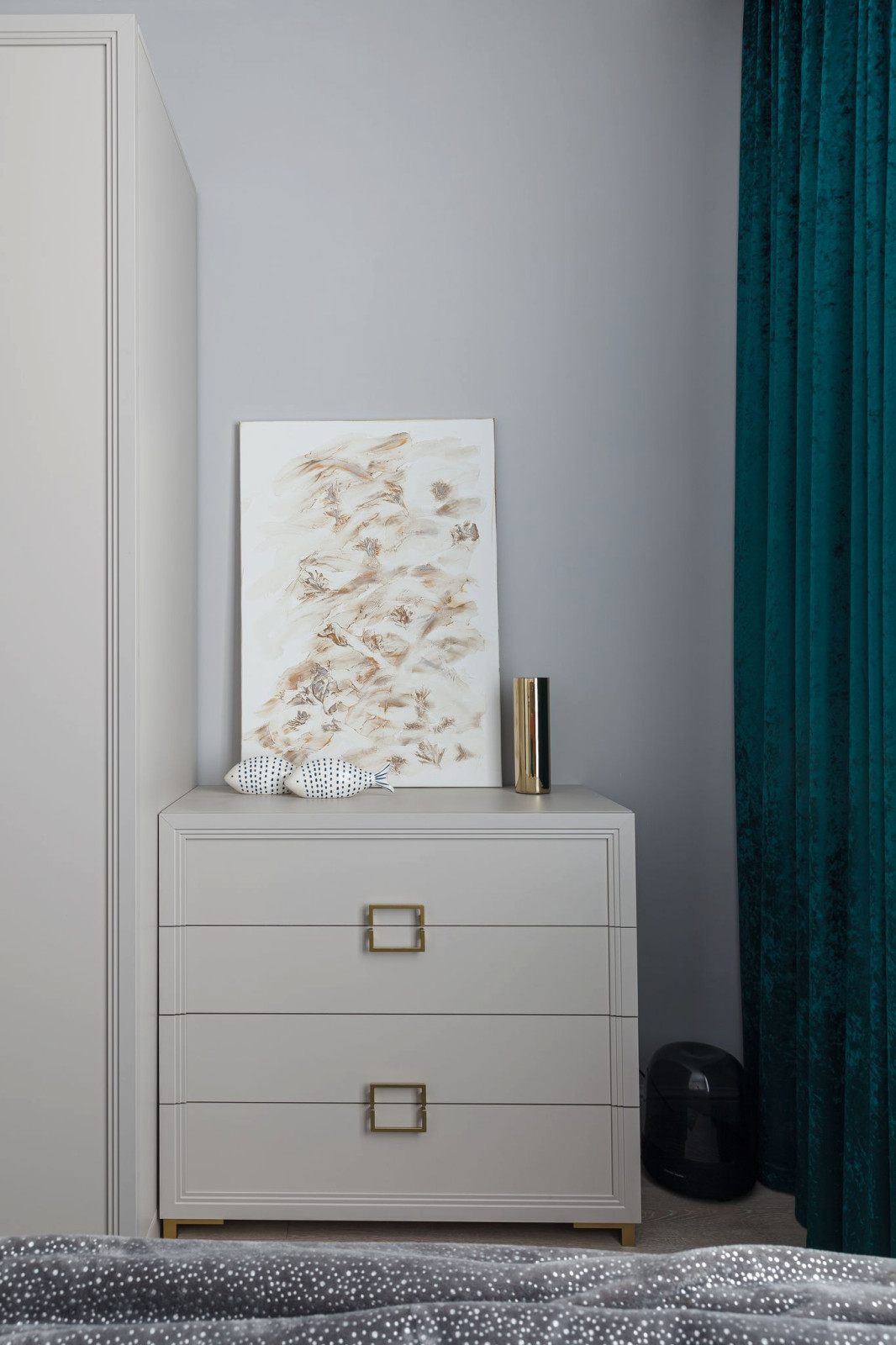 Квартира с золотом