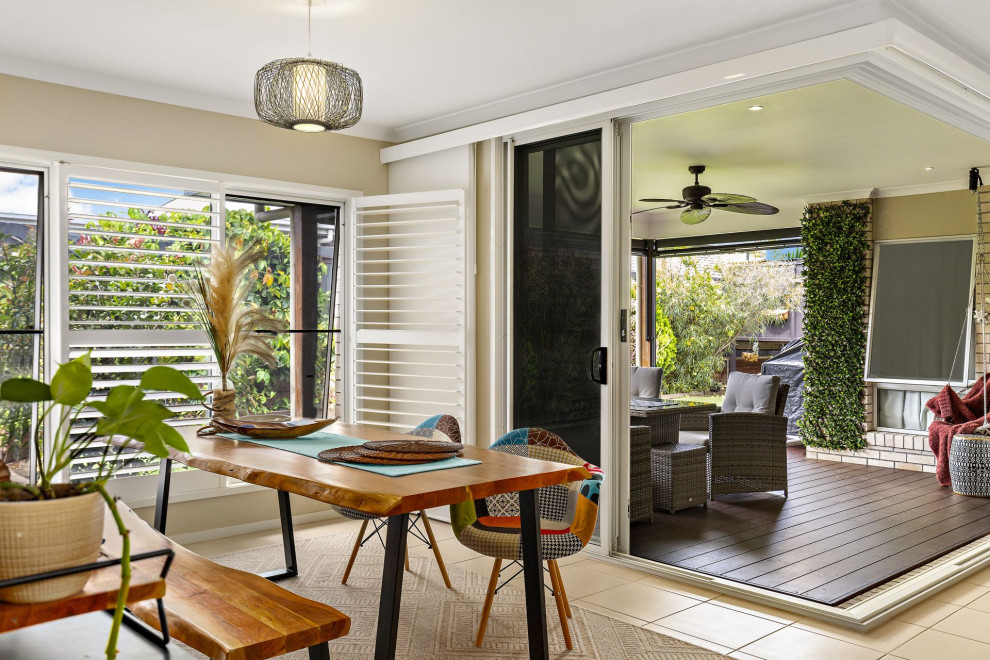 Inspiration for a contemporary dining room.