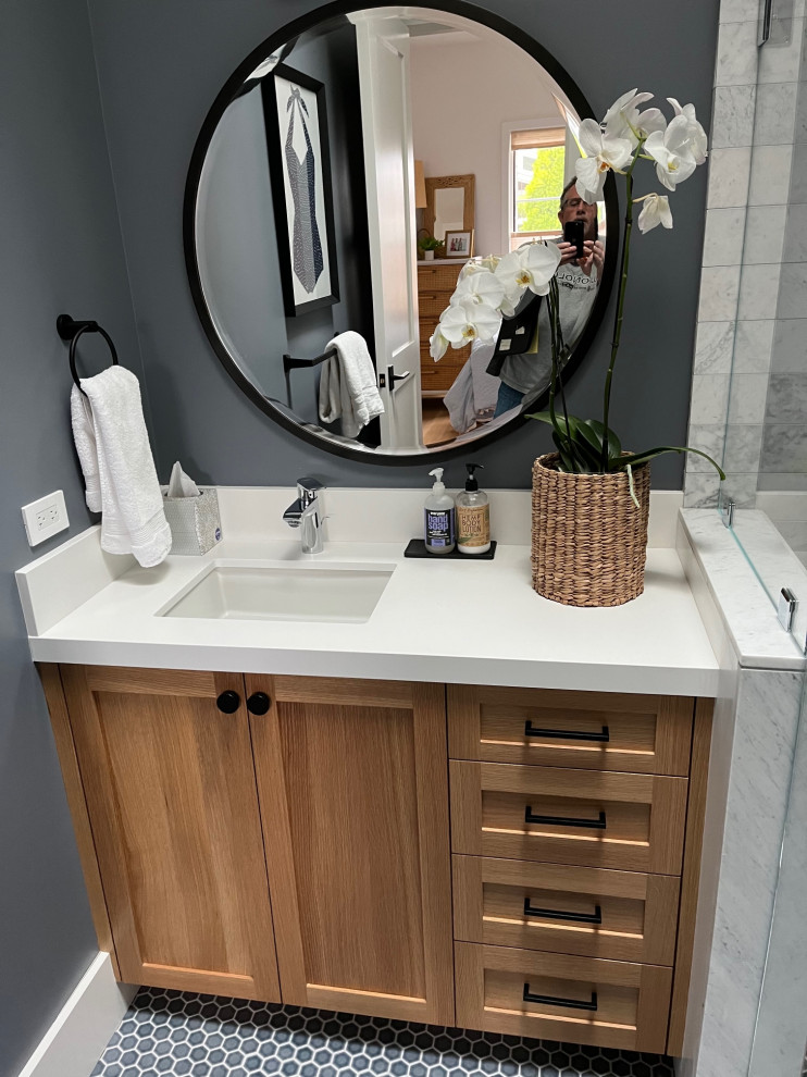 Shaker Paint and Rift White Oak Full Overlay