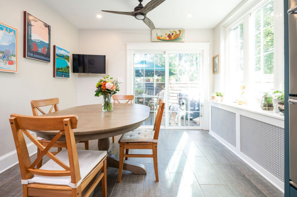 Example of a transitional kitchen design in Baltimore