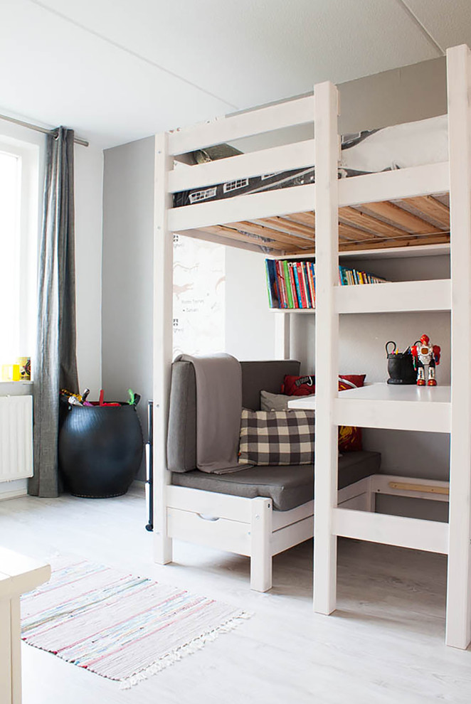 Design ideas for a contemporary kids' room in Amsterdam.