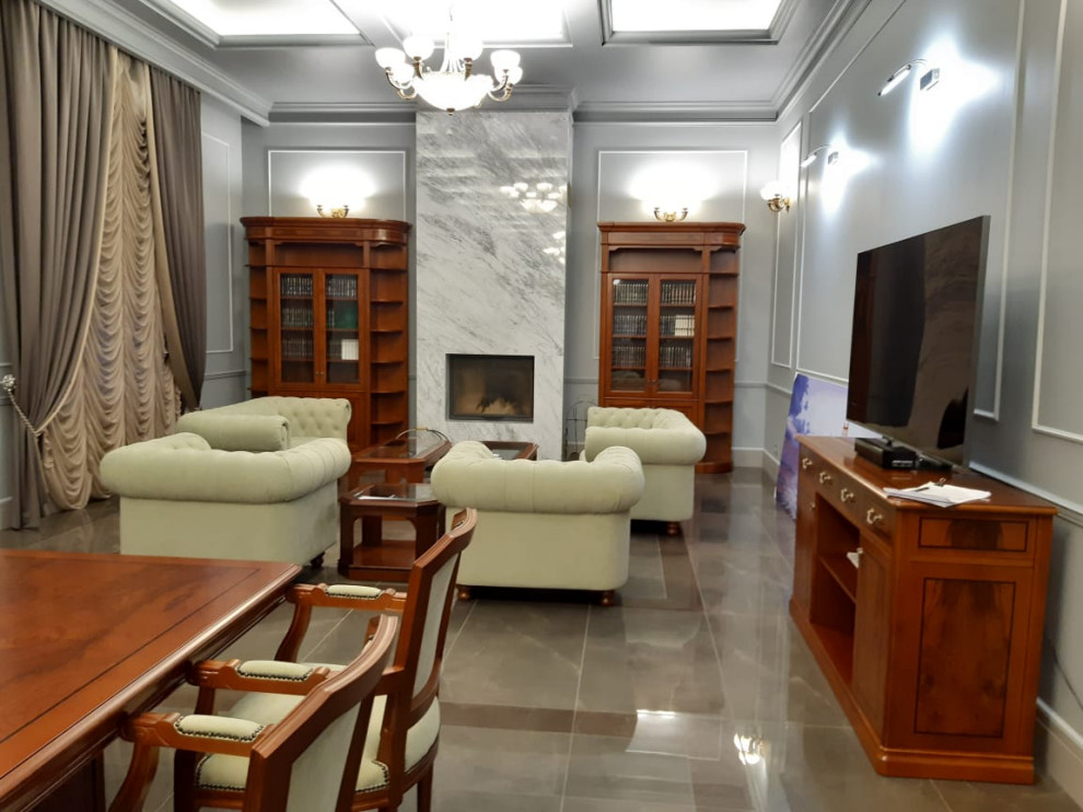 Офис компании в классическом стиле+элегантная кожаная мягкая мебель