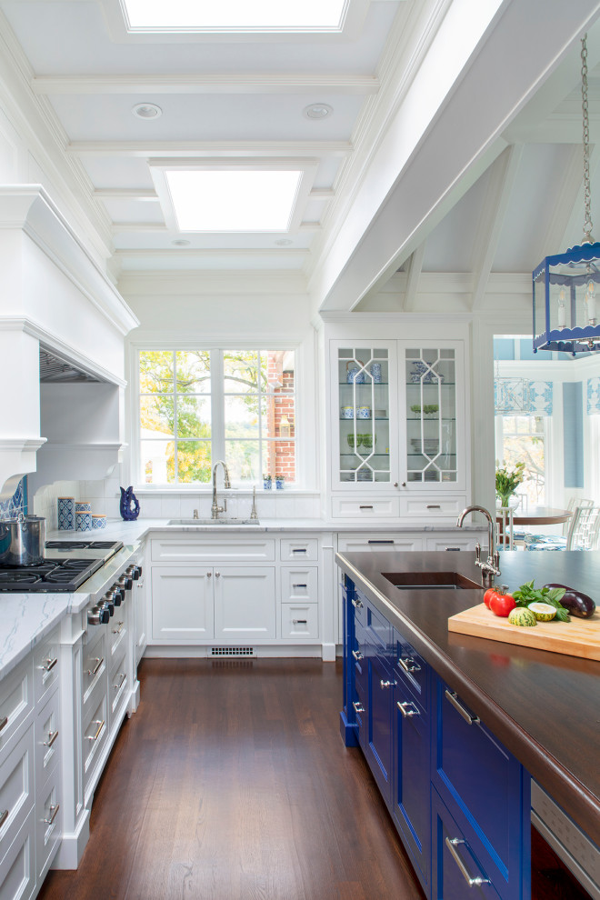 Transitional kitchen photo in Boston