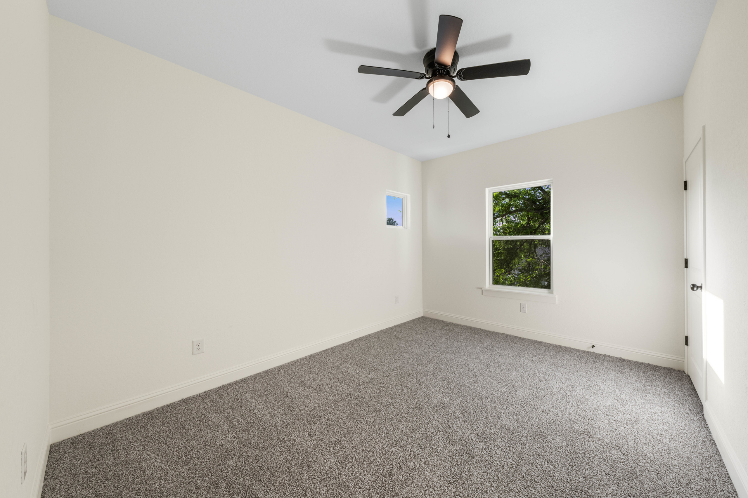 1310 S Mesquite