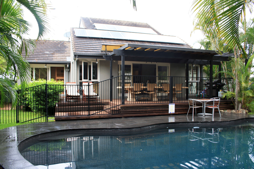 This is an example of a mediterranean pool in Brisbane.