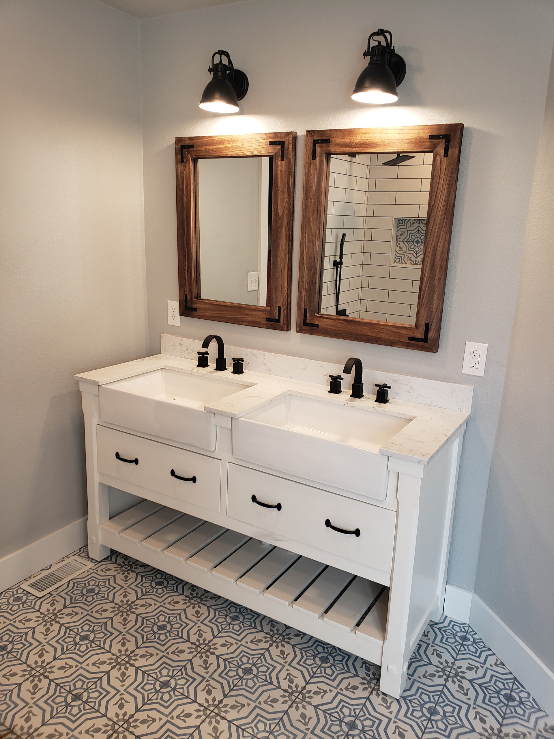 Farmhouse Bathroom