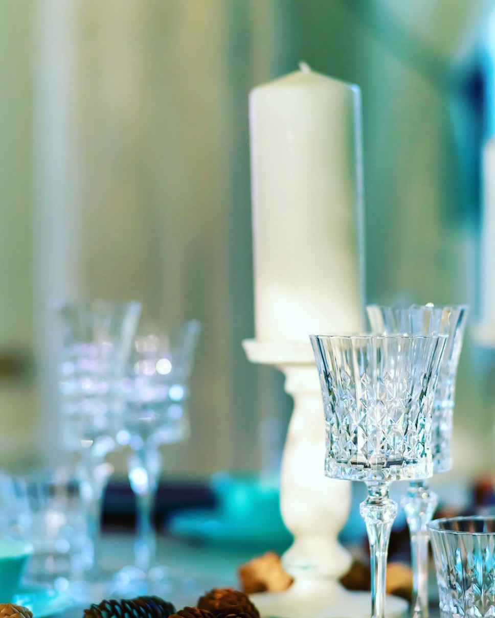 ВЕРАНДА В ДОМЕ. СТОЛОВАЯ ЦВЕТА ТИФАННИ.