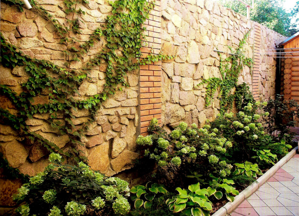 Частный сад 2011