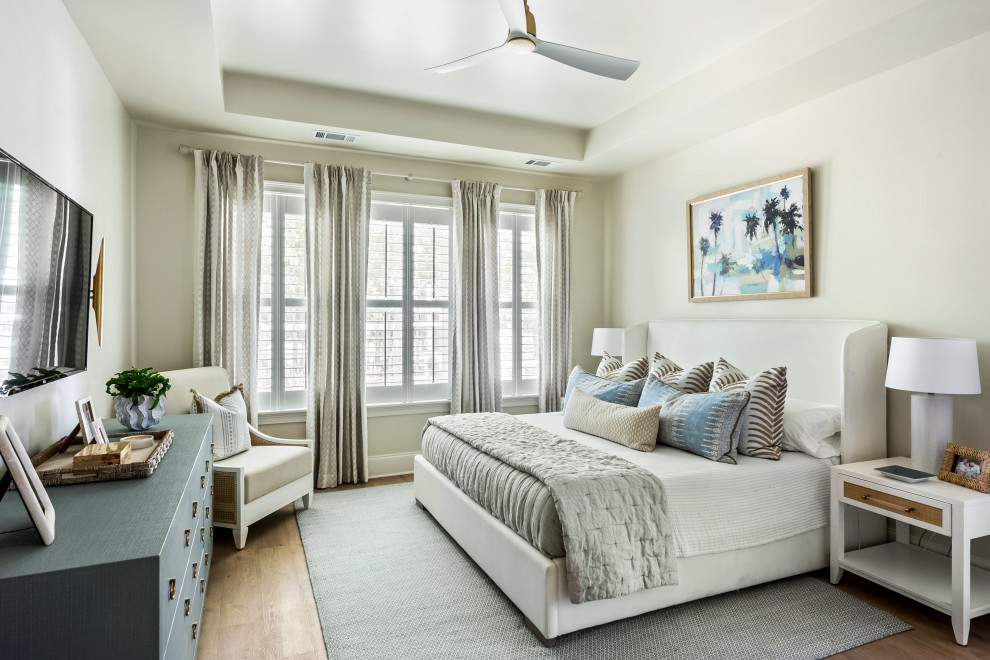 Beach style bedroom photo in Charleston