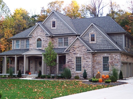 Image of home exterior stone accents