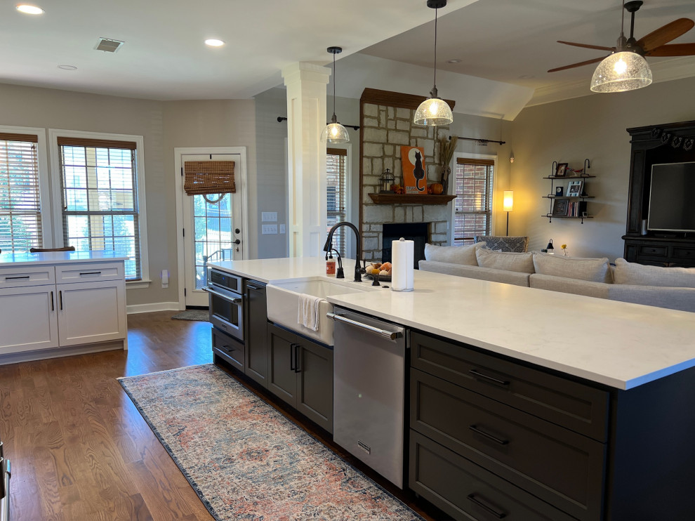 Chic Indian Lake Kitchen