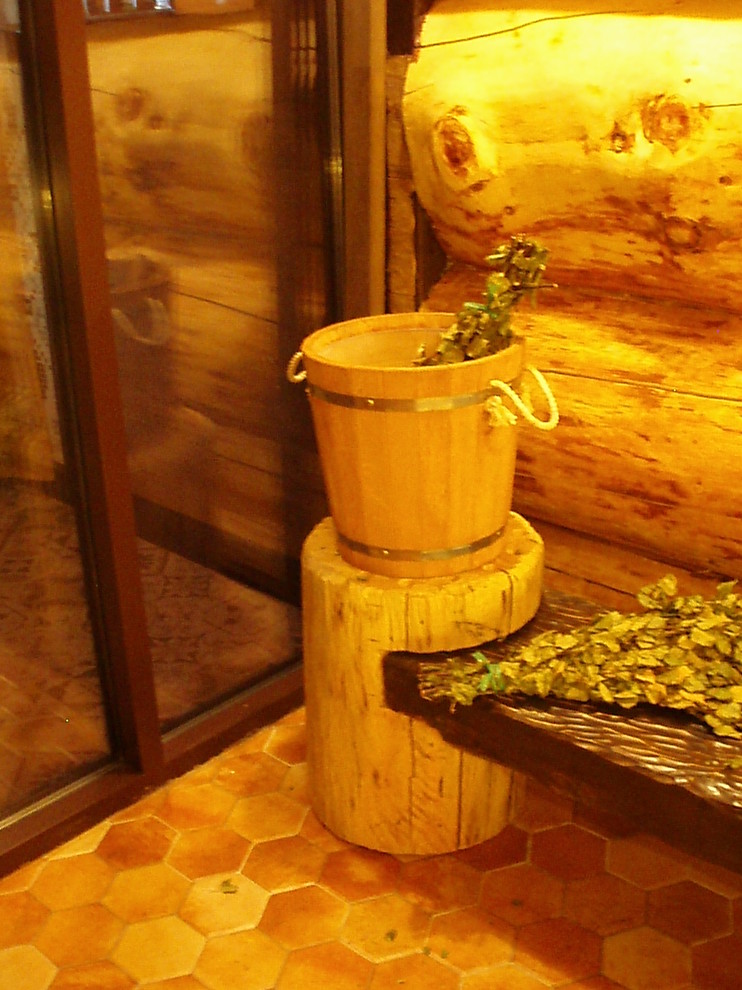 Домик в деревне, ножка полка