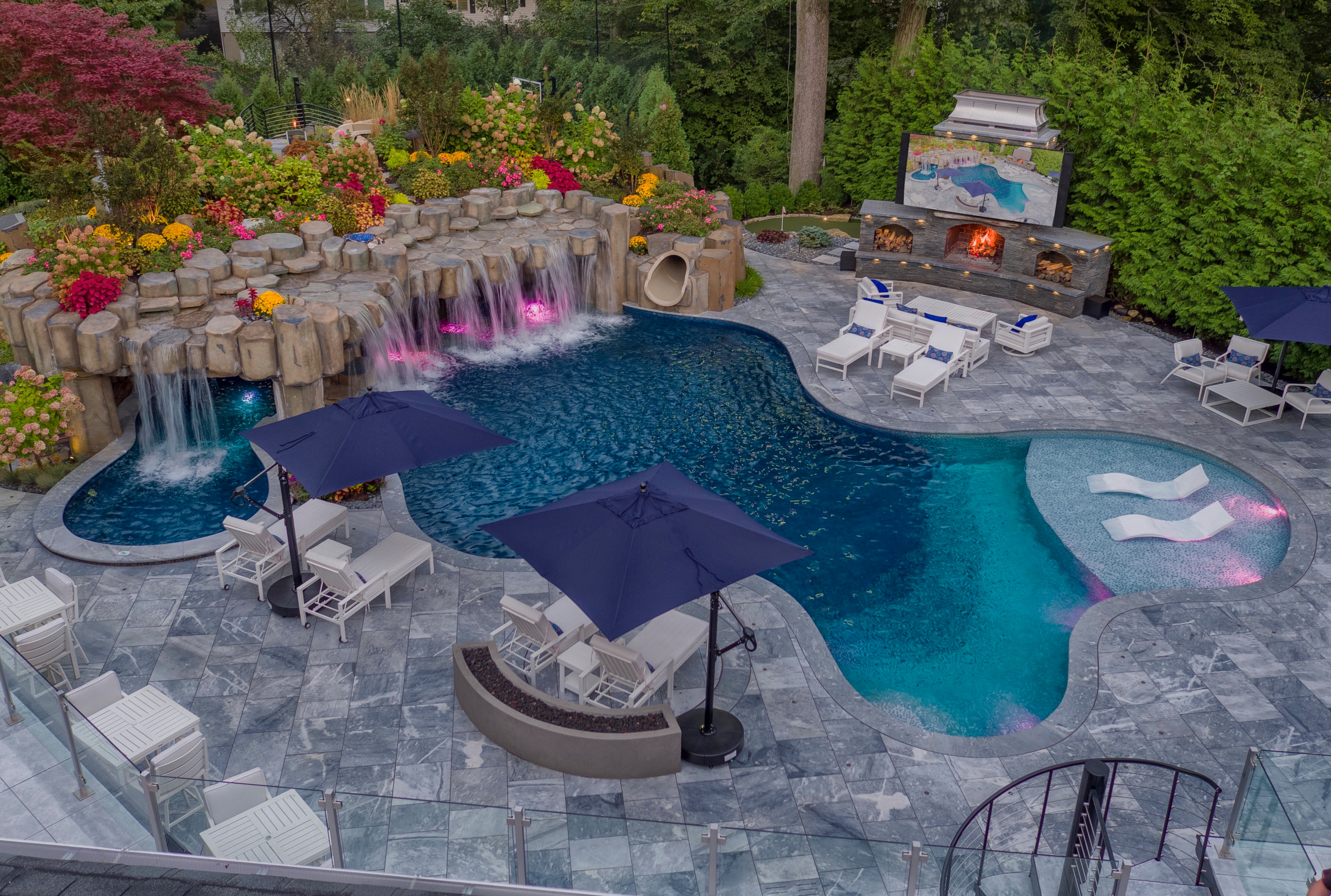 AWARD WINNING RESIDENTIAL PARADISE