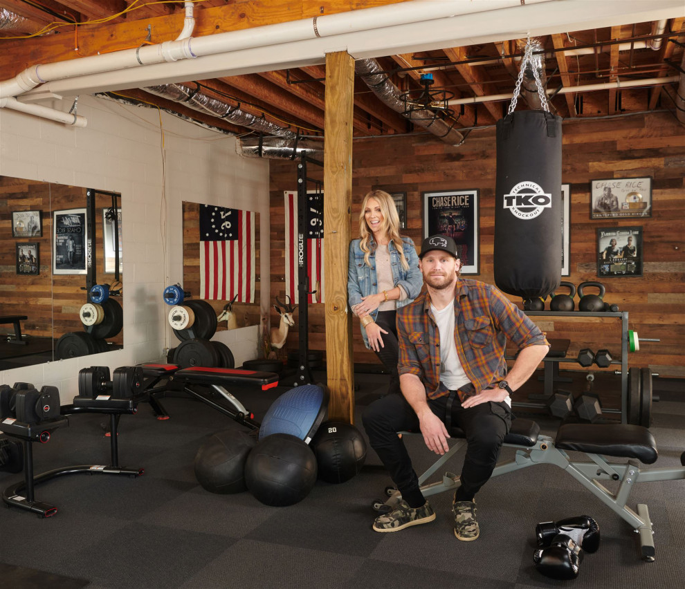 Home gym - traditional home gym idea in Nashville
