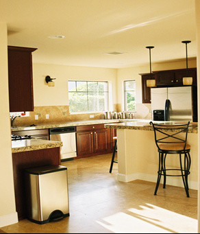 Example of a transitional kitchen design in Phoenix
