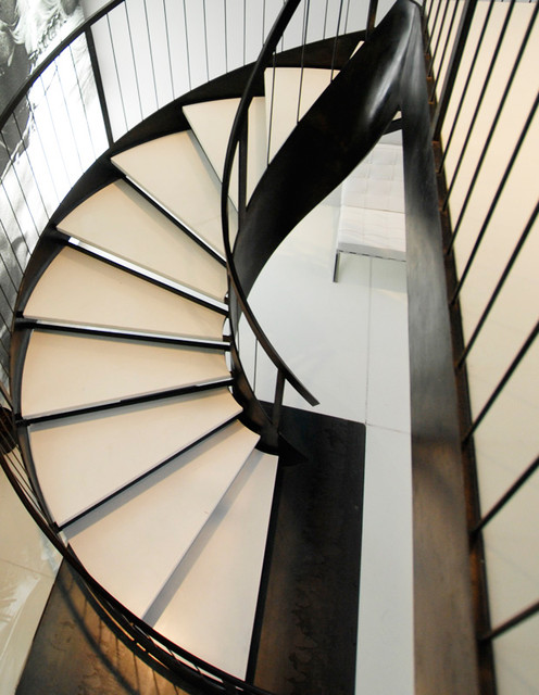 Helical Stair modern-treppen
