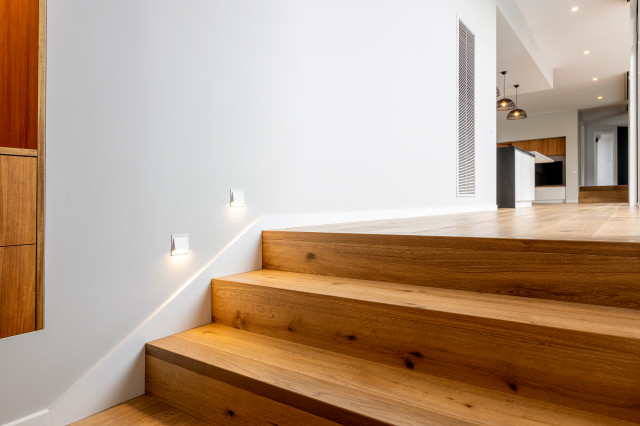 Split Level modern