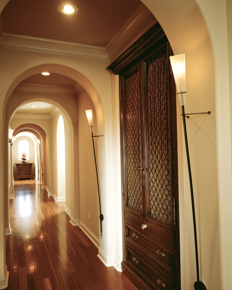 Inspiration for a traditional hallway in San Diego.