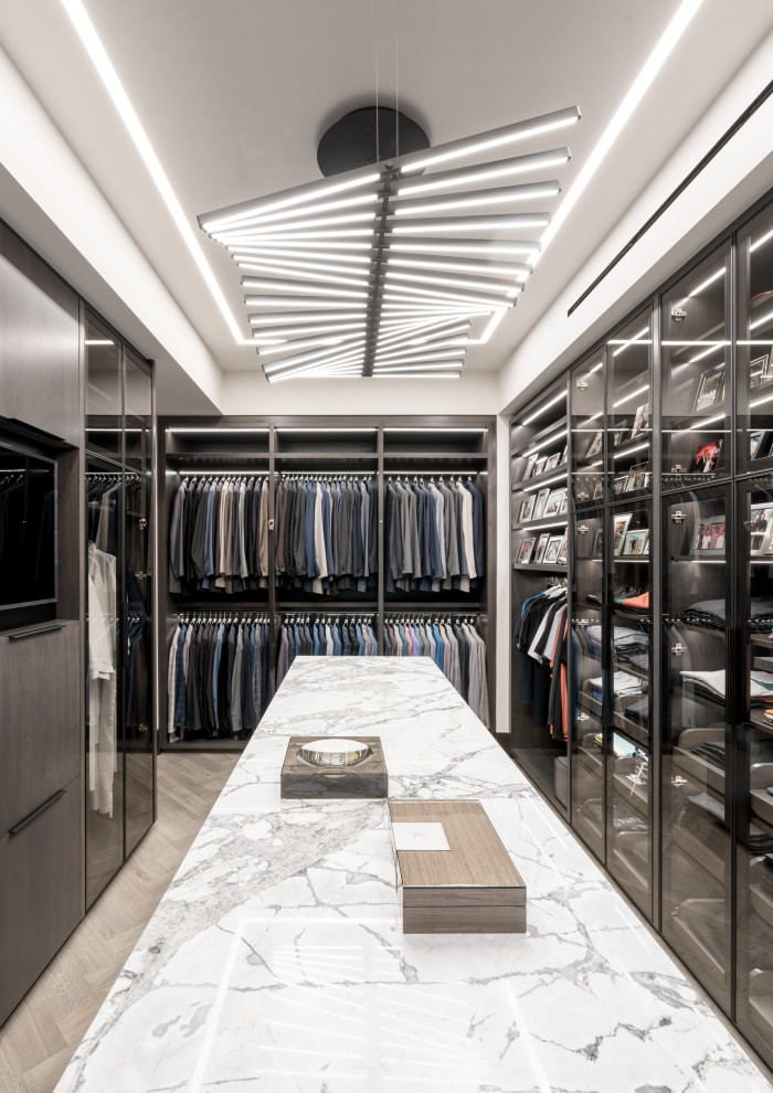 Design ideas for a contemporary storage and wardrobe in Miami.