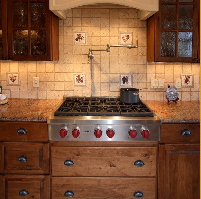 Kitchen - rustic kitchen idea in Denver