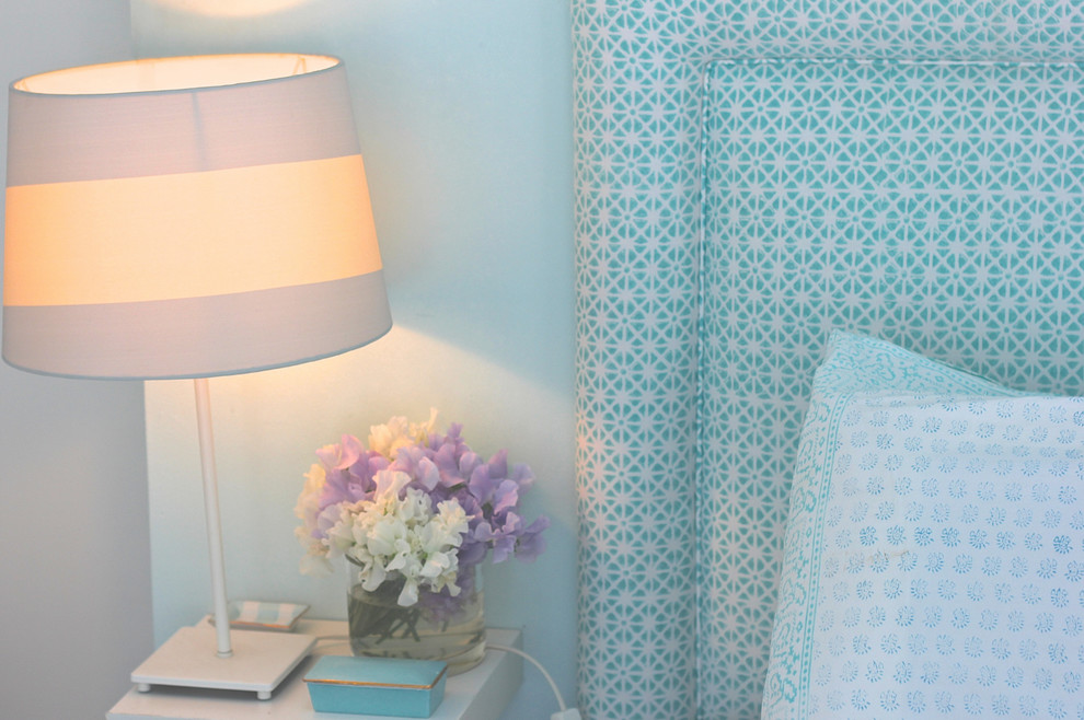 Design ideas for a contemporary kids' room in Sydney.