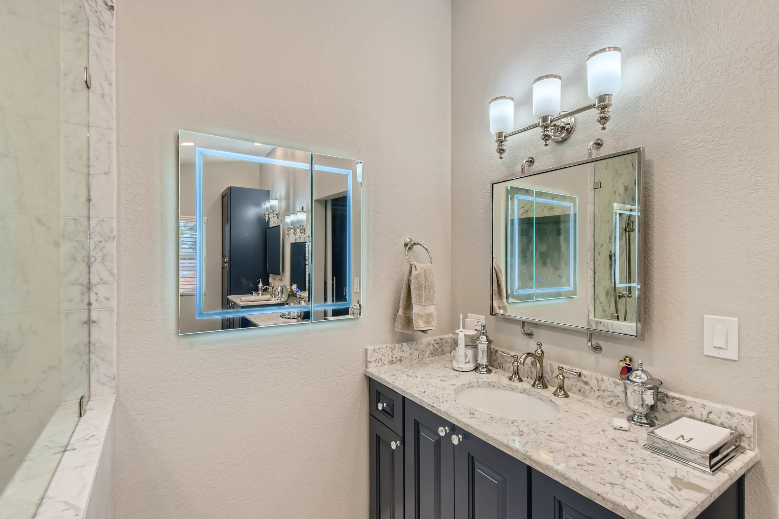 San Salvador Home Remodel