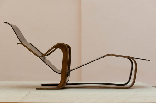 名作家具：「鋼管パイプの革命児」ブロイヤーの家具のタイムレスな魅力