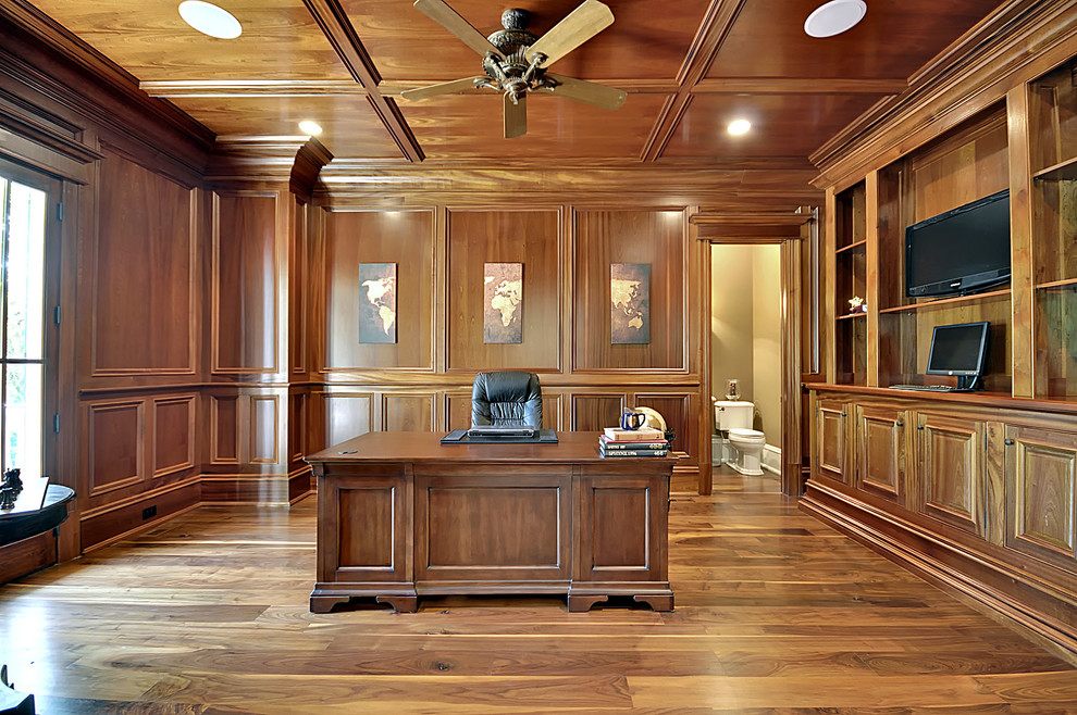 Inspiration for a traditional home office in Charleston.