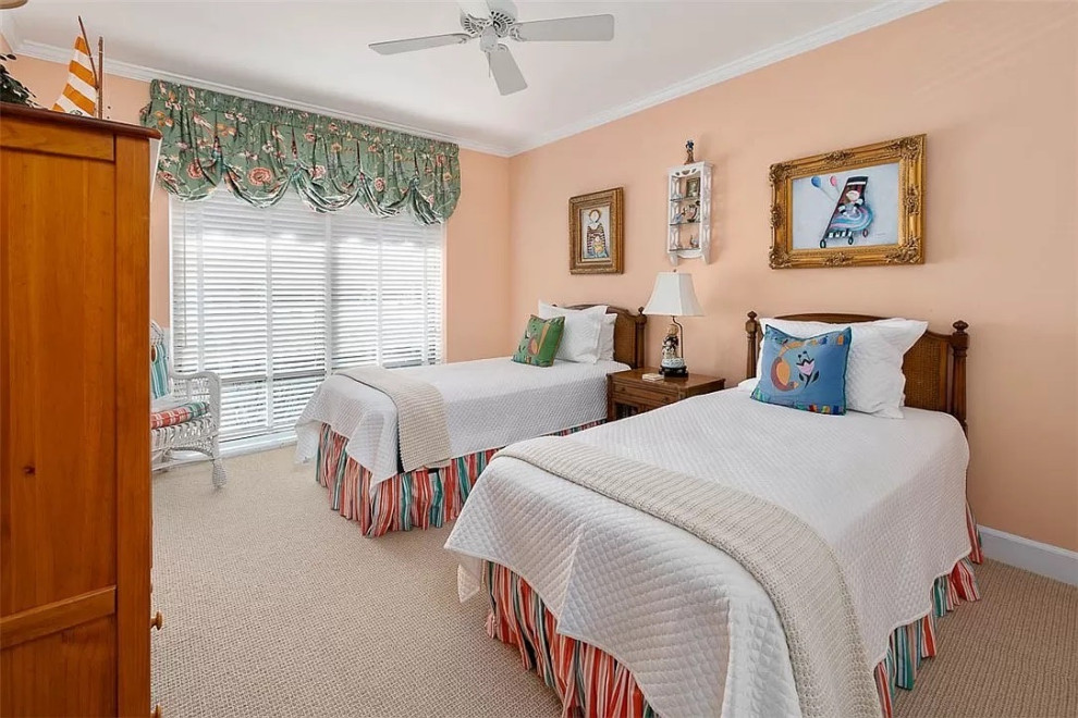 Twin Bedroom