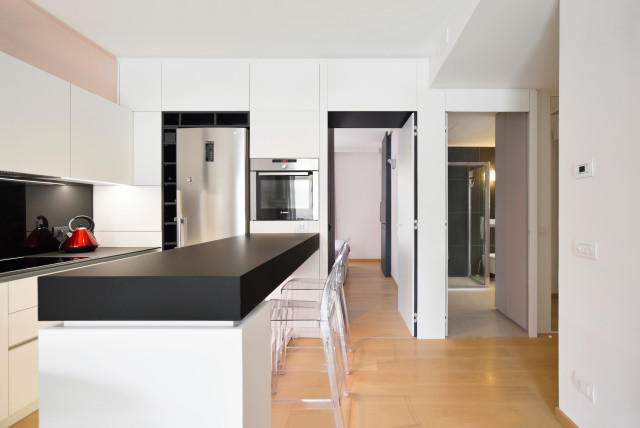 House for a girl, Milano contemporary-kitchen