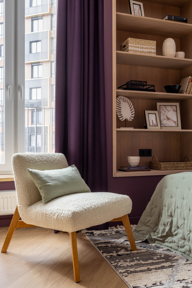 квартира с попугаями