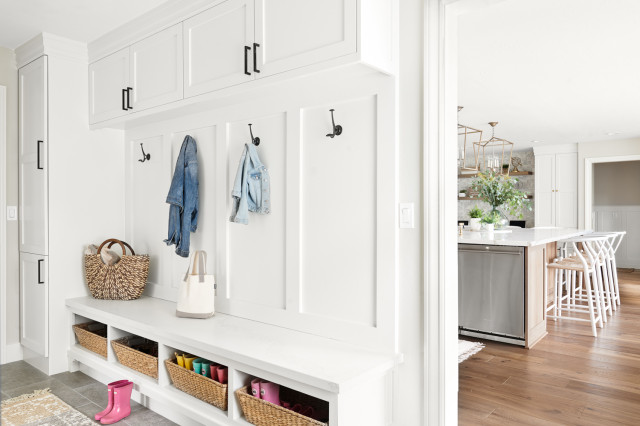 Class Romantic Ranch transitional-entry