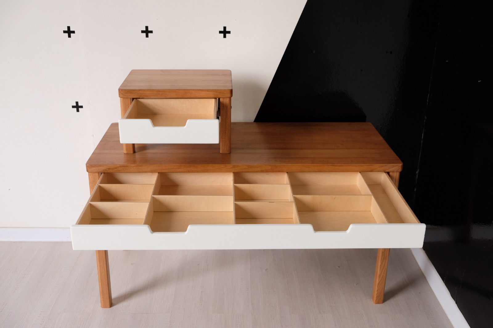 Письменный стол