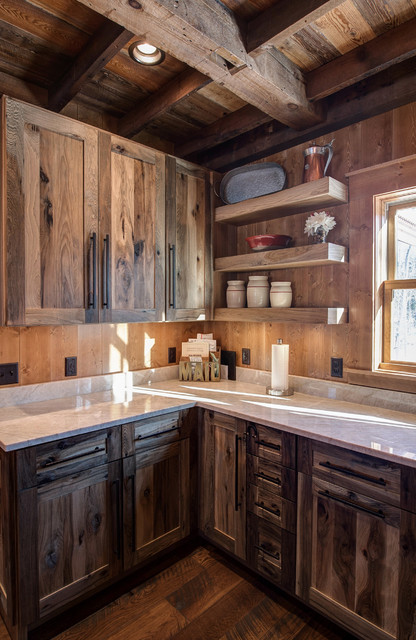 Cozy & Rustic Kitchen rustic-kitchen