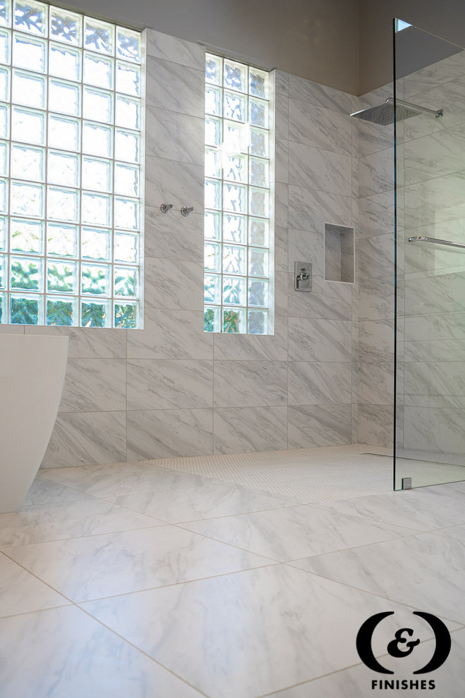 Bathroom - transitional bathroom idea in Phoenix