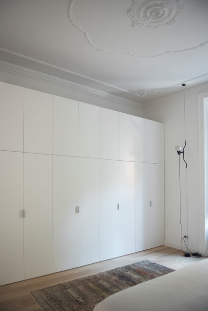 Camera da letto - Armadio su misura contemporary-bedroom