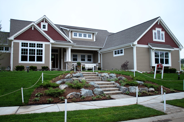 Craftsman Exterior - Traditional - Exterior - Milwaukee - by K