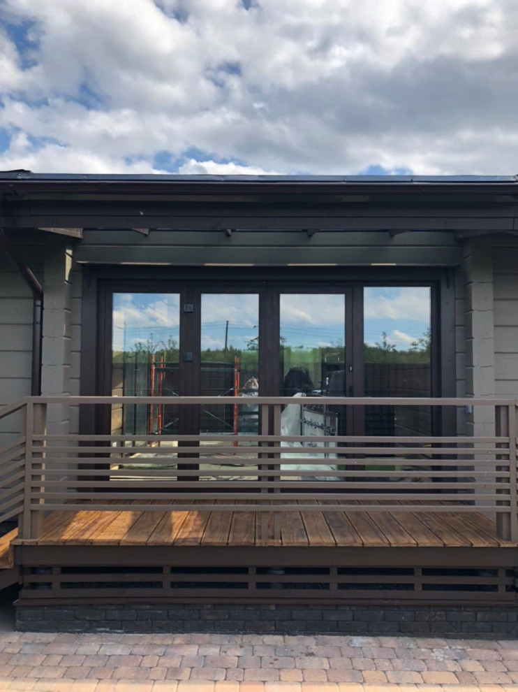 Остекление крыши и дверь - гармошка в беседку