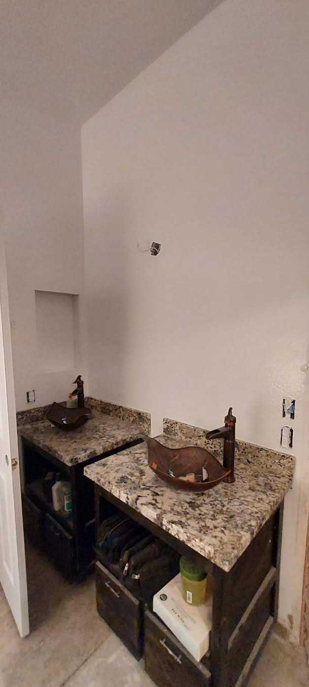 Bathrooms Remodels