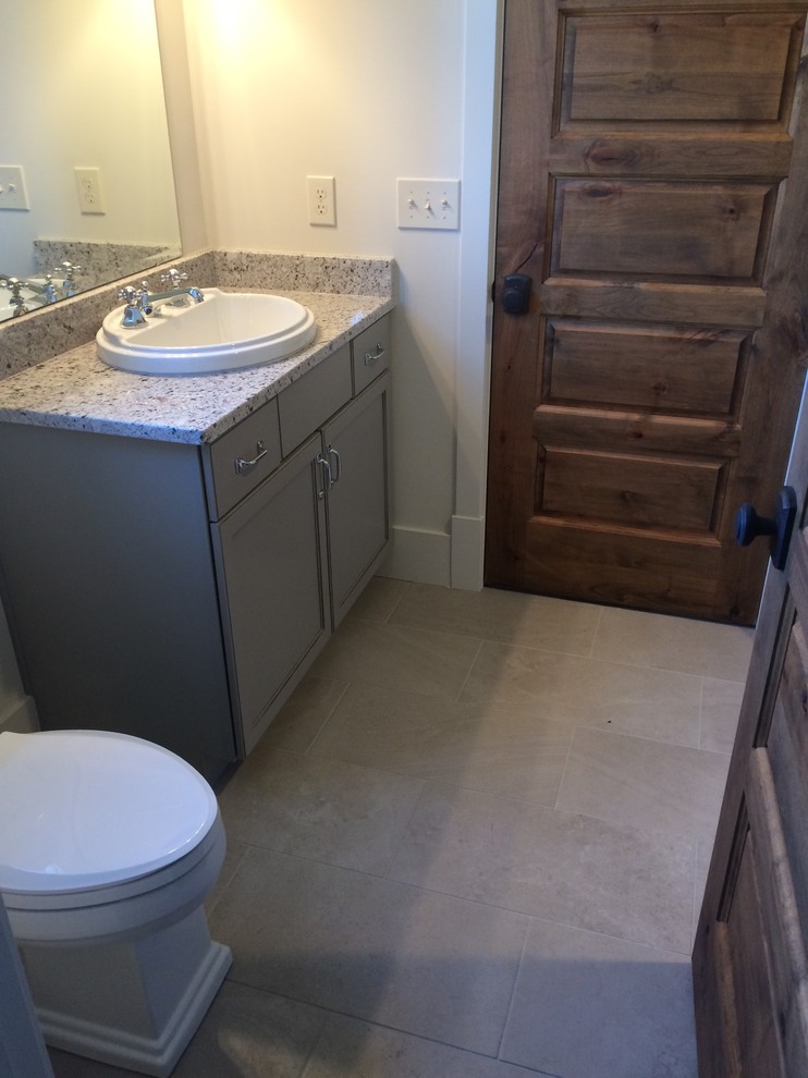 Inspiration for a transitional bathroom remodel in Columbus