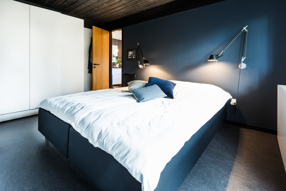 Scandinavian bedroom in Aarhus.