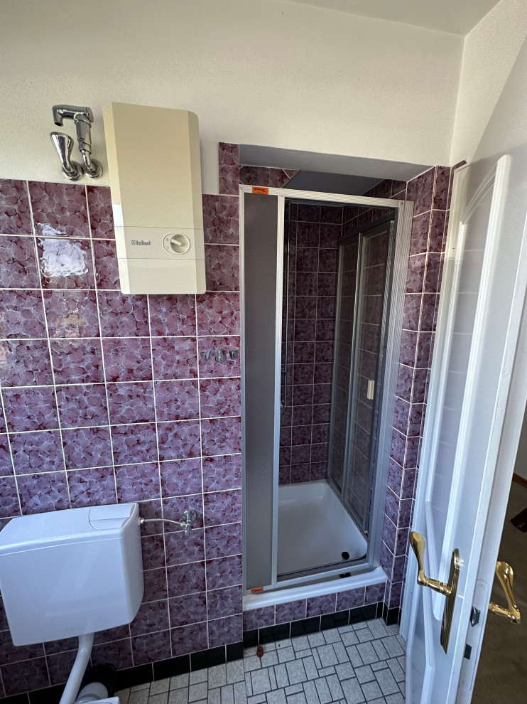 Modernisierung Einfamilienhaus mit Erweiterung der Gauben und  Fensteraufteilung