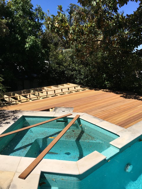 Mosman deck contemporary-traedaeck